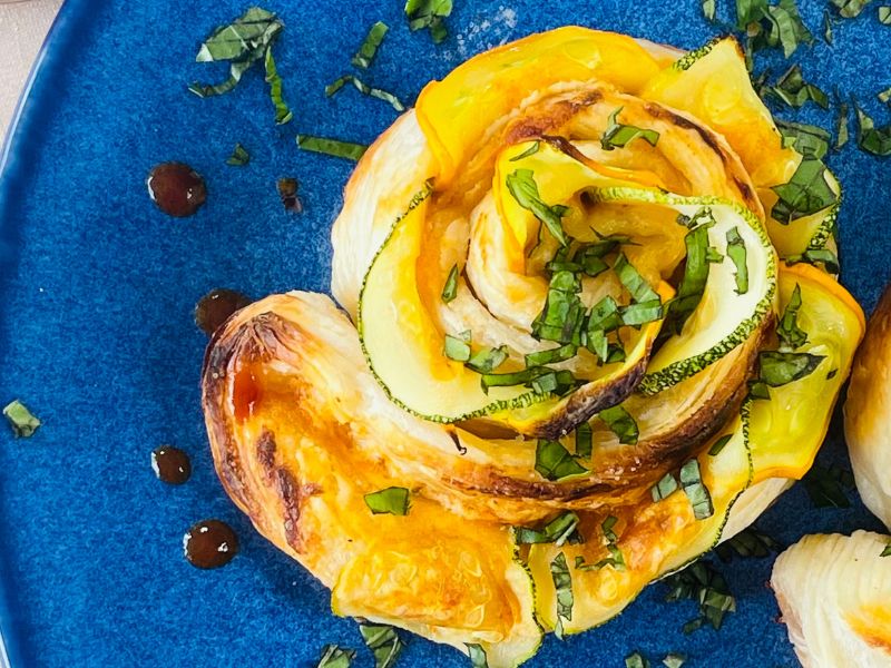 ZUCCHINI ROSE PUFF